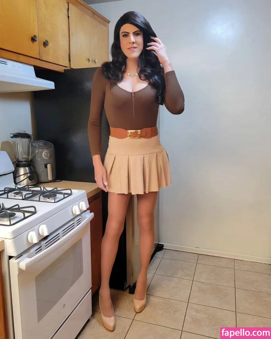 CD Emily Florence Onlyfans Photo Gallery 