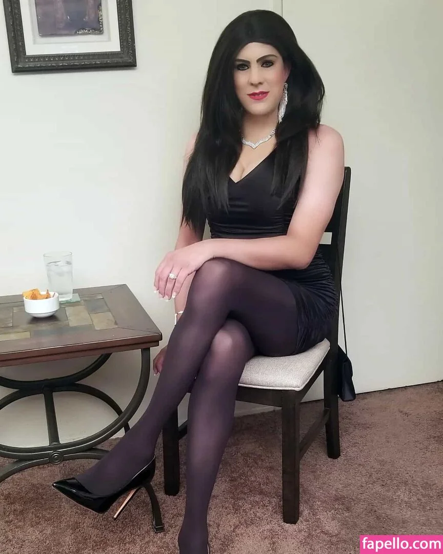 CD Emily Florence Onlyfans Photo Gallery 