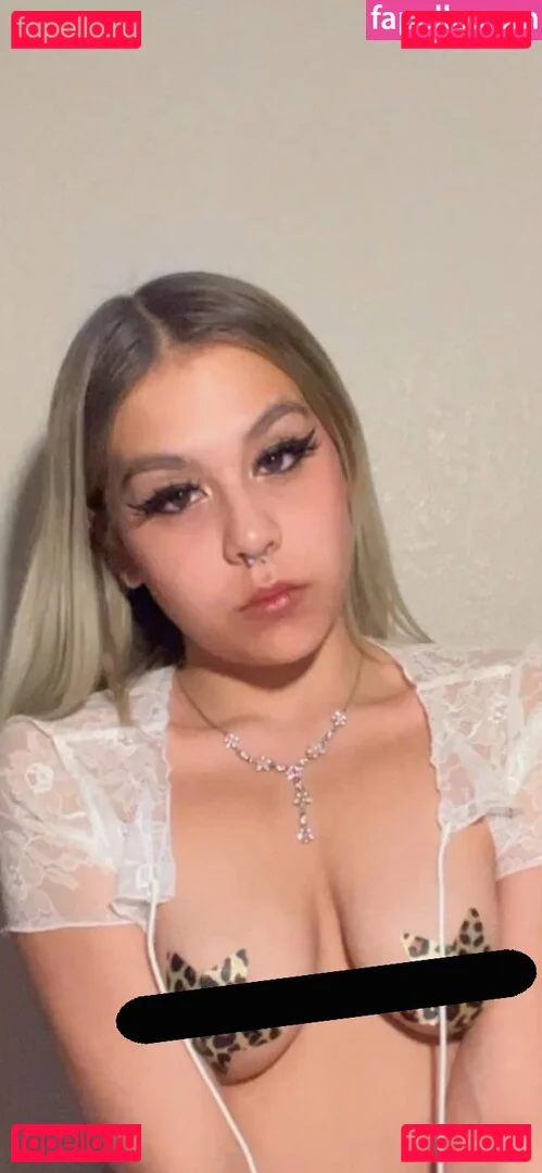 d011.facee Onlyfans Photo Gallery 