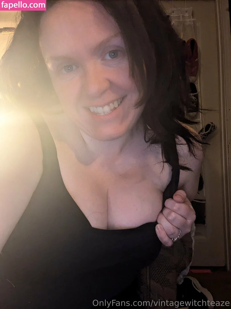 vintagewitchteaze Onlyfans Photo Gallery 