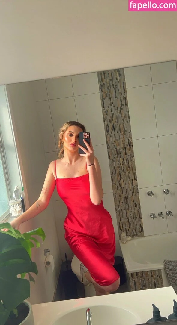 arsonrylucia Onlyfans Photo Gallery 