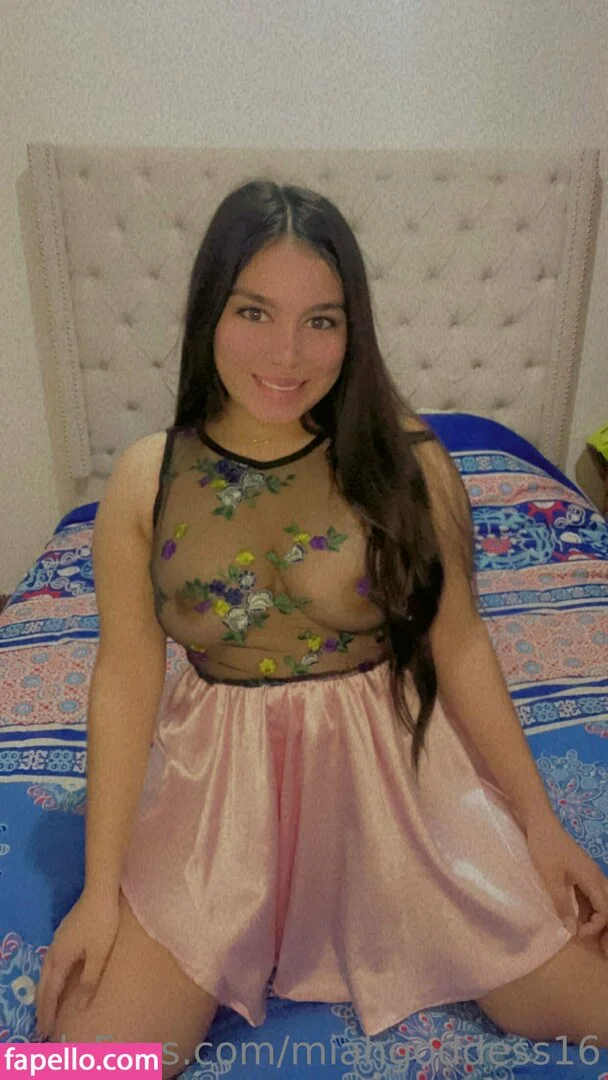 miahgoddess16 Onlyfans Photo Gallery 