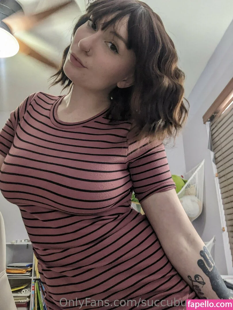 succubuscolette Onlyfans Photo Gallery 