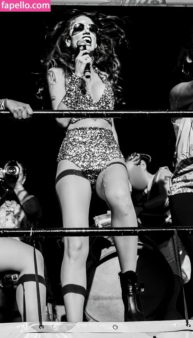 Ana Canas Onlyfans Photo Gallery 