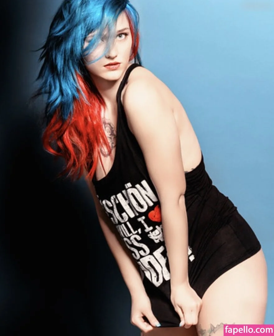 Laurachemie Onlyfans Photo Gallery 