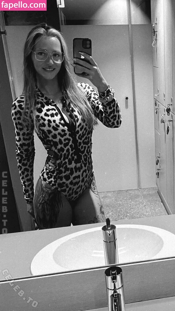 Laurachemie Onlyfans Photo Gallery 