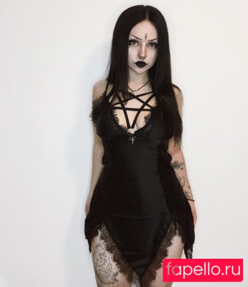 NevernaNoir Onlyfans Photo Gallery 