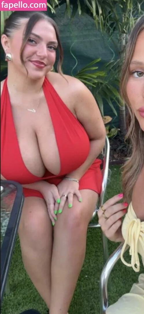 seerahb2 Onlyfans Photo Gallery 