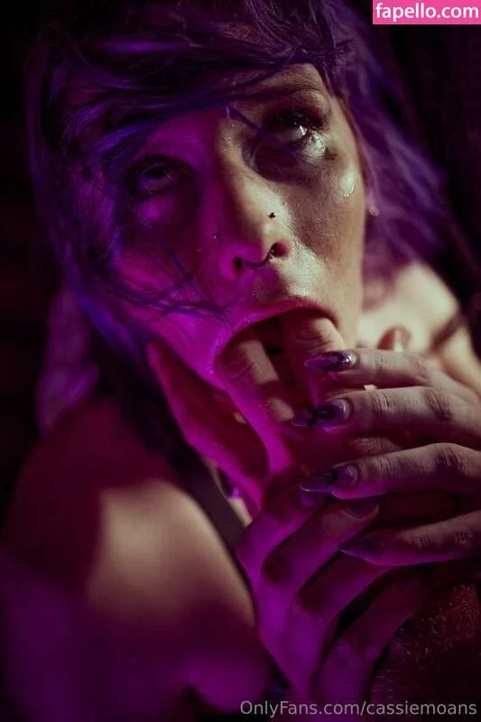 Cassie Moans Onlyfans Photo Gallery 