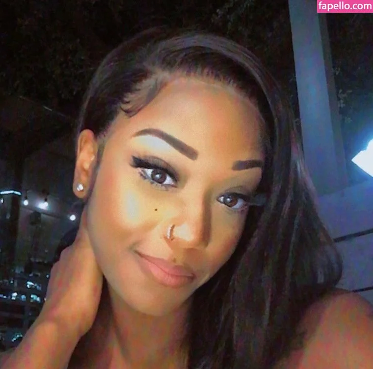 Itzangeltou Onlyfans Photo Gallery 