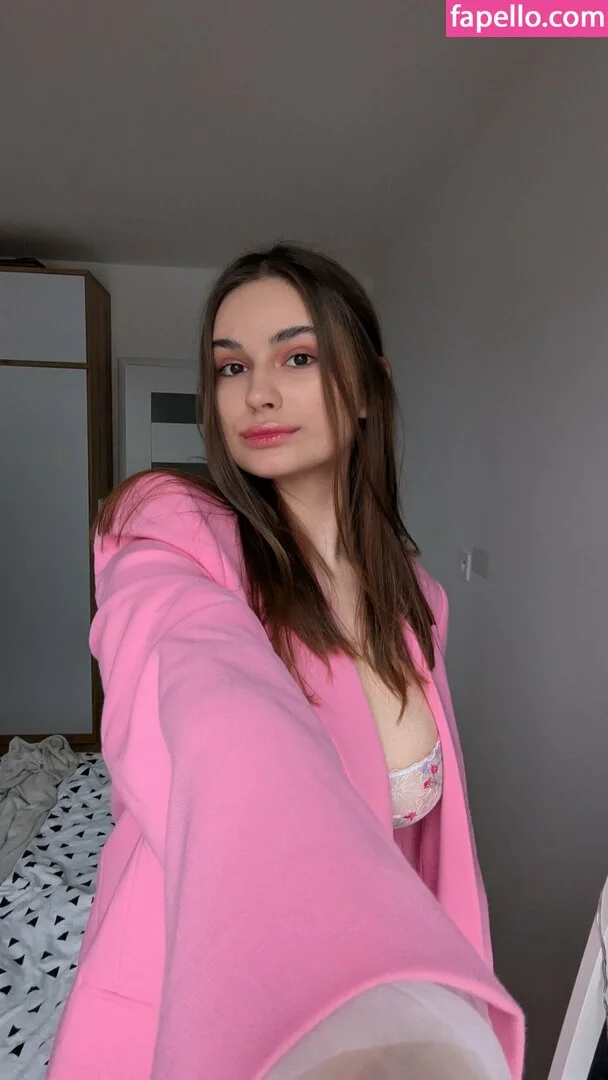 mini__pi_g Onlyfans Photo Gallery 