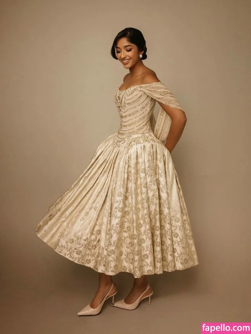 Maitreyi Ramakrishnan Onlyfans Photo Gallery 