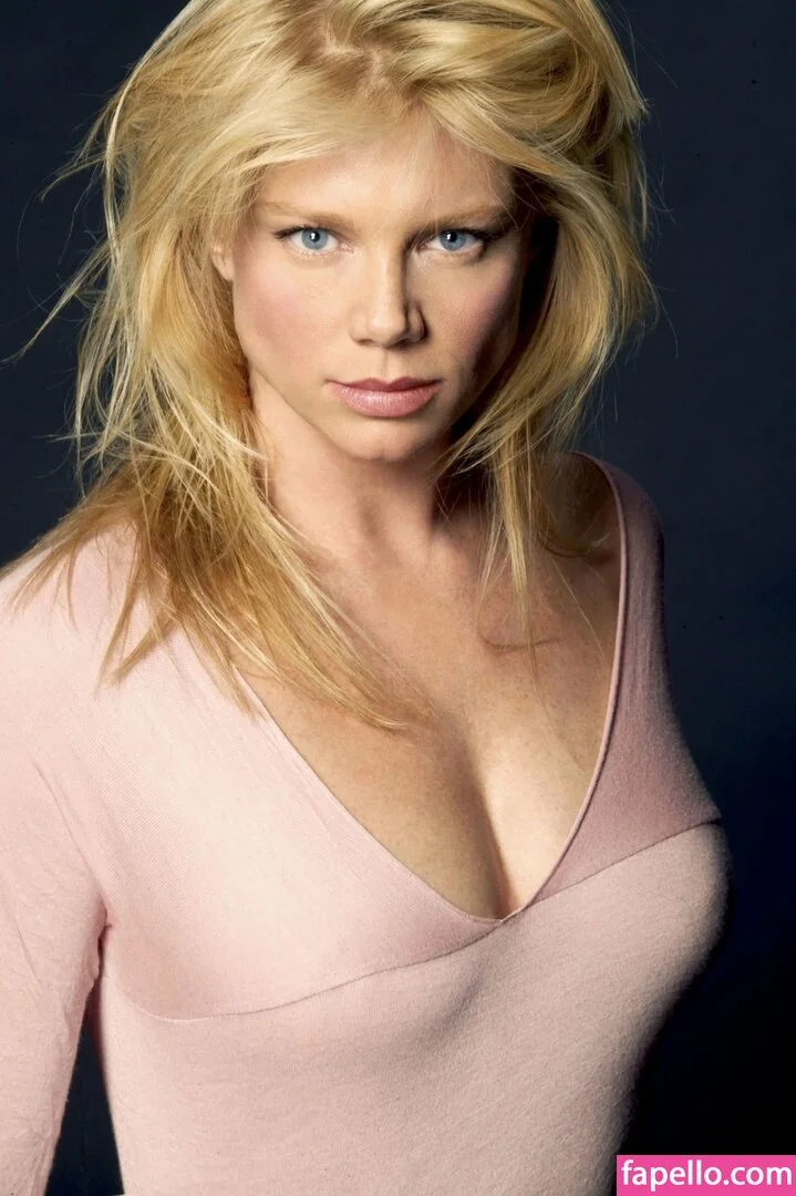 Peta Wilson Onlyfans Photo Gallery 
