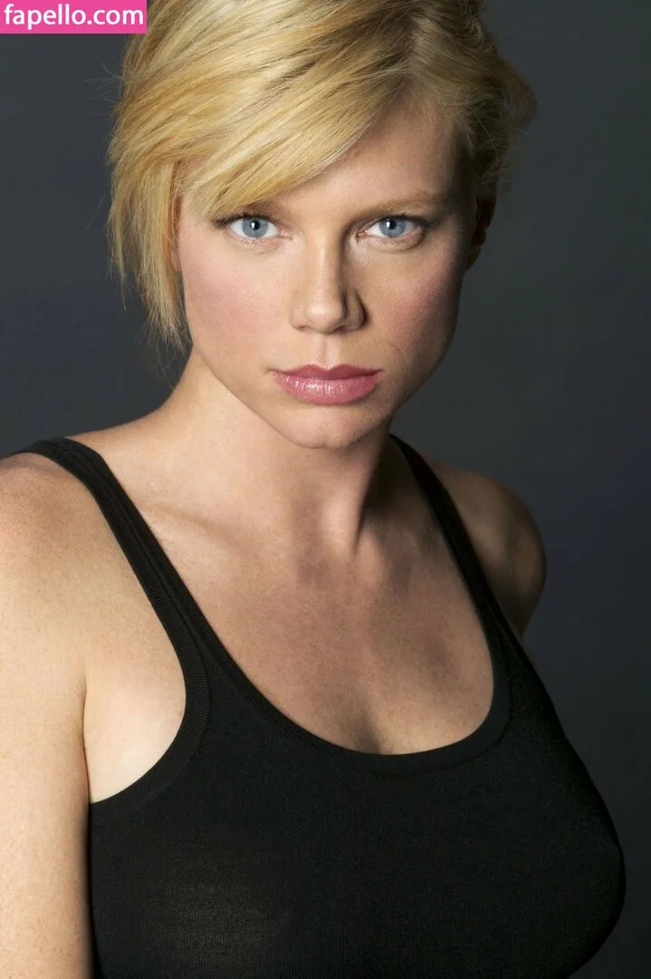 Peta Wilson Onlyfans Photo Gallery 