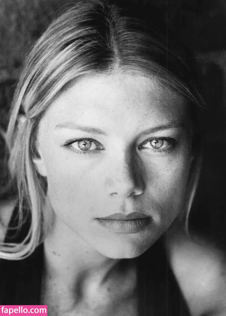 Peta Wilson Onlyfans Photo Gallery 