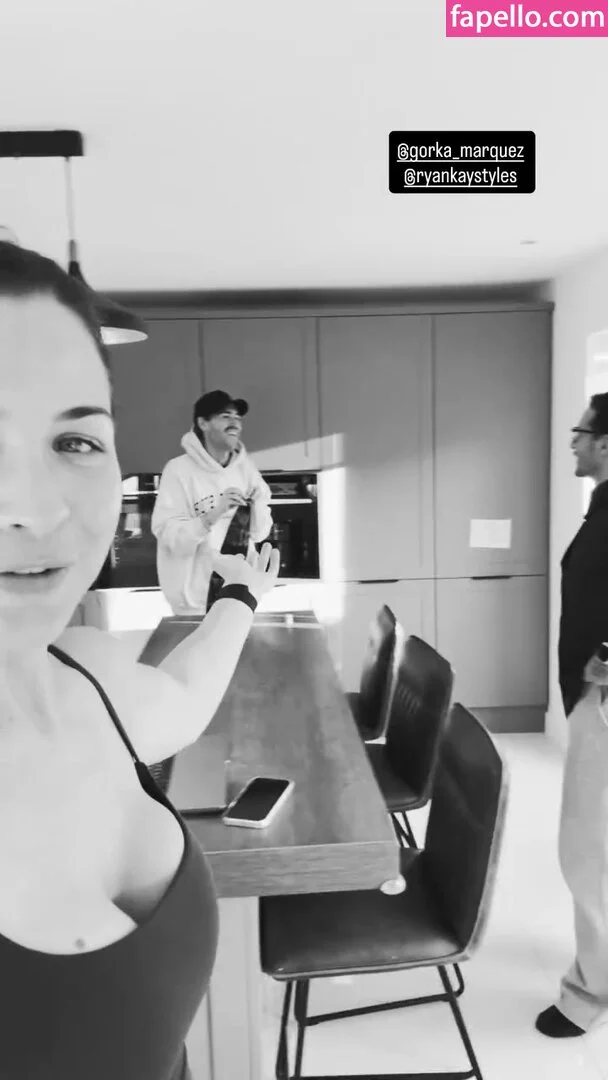 Ms Gunn Onlyfans Photo Gallery 