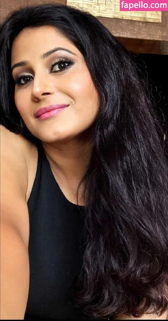 Damini Arora Onlyfans Photo Gallery 