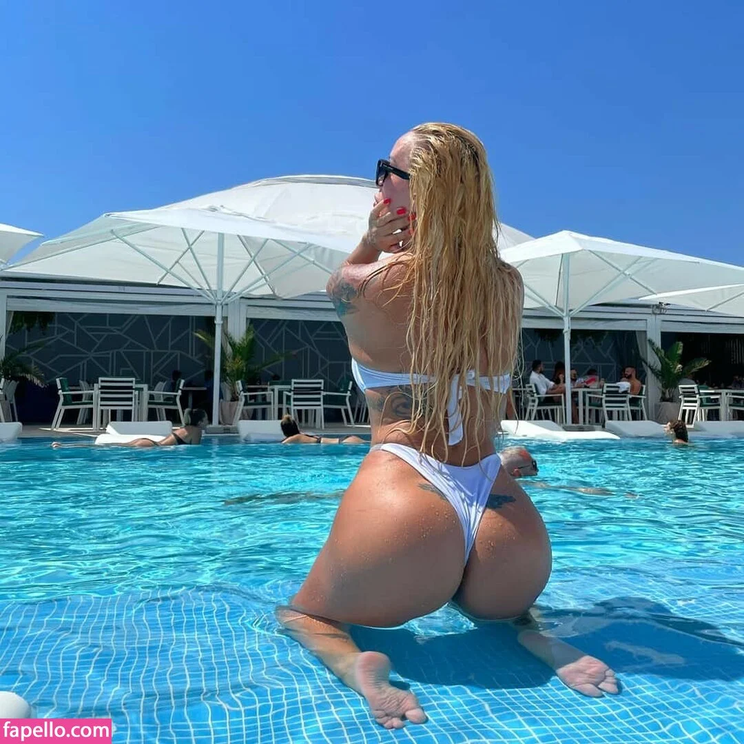 Simona Trasca Onlyfans Photo Gallery 