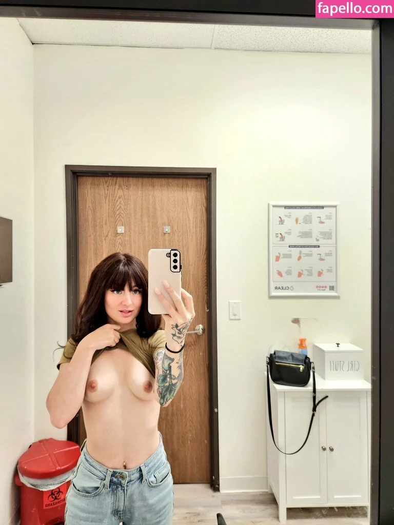 Stevie Moon Onlyfans Photo Gallery 