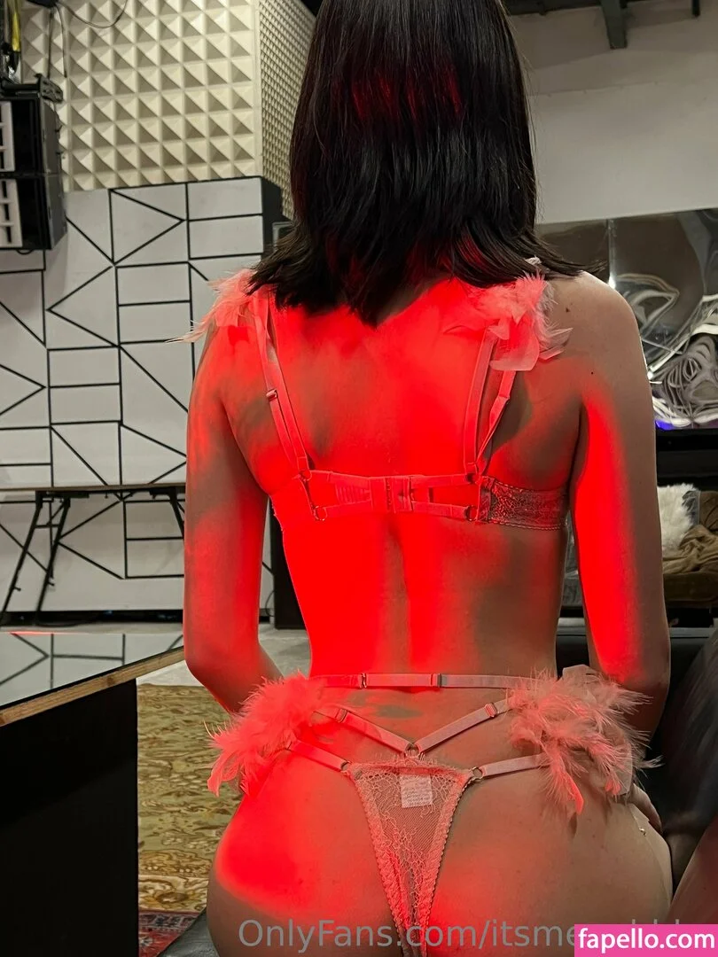 itsmegabbby Onlyfans Photo Gallery 