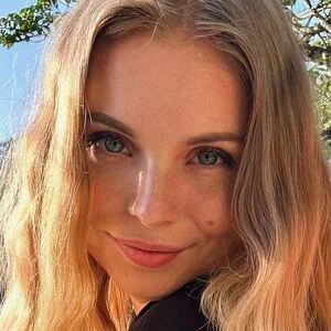 Narilah Onlyfans Photo Gallery 