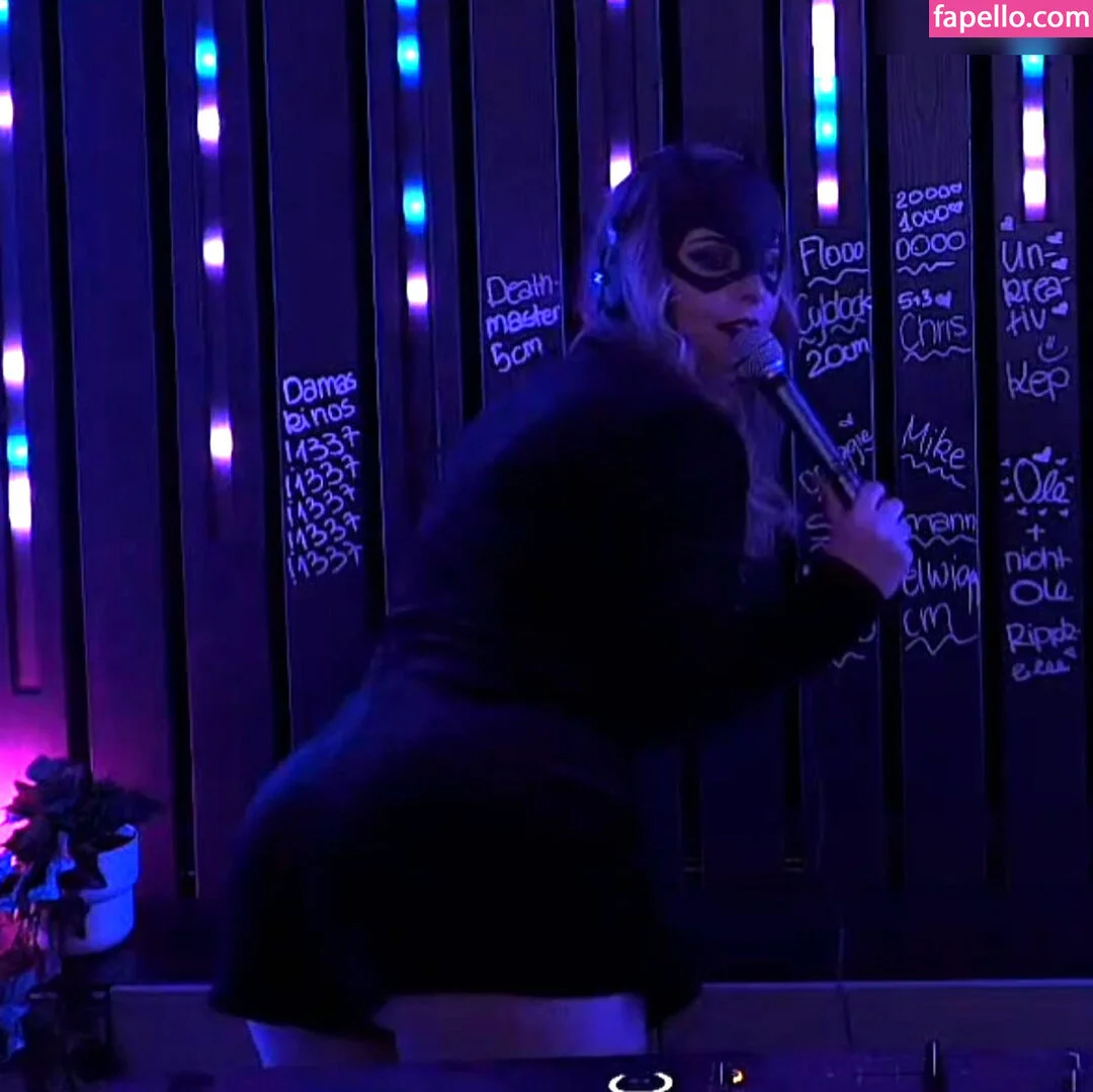 Narilah Onlyfans Photo Gallery 