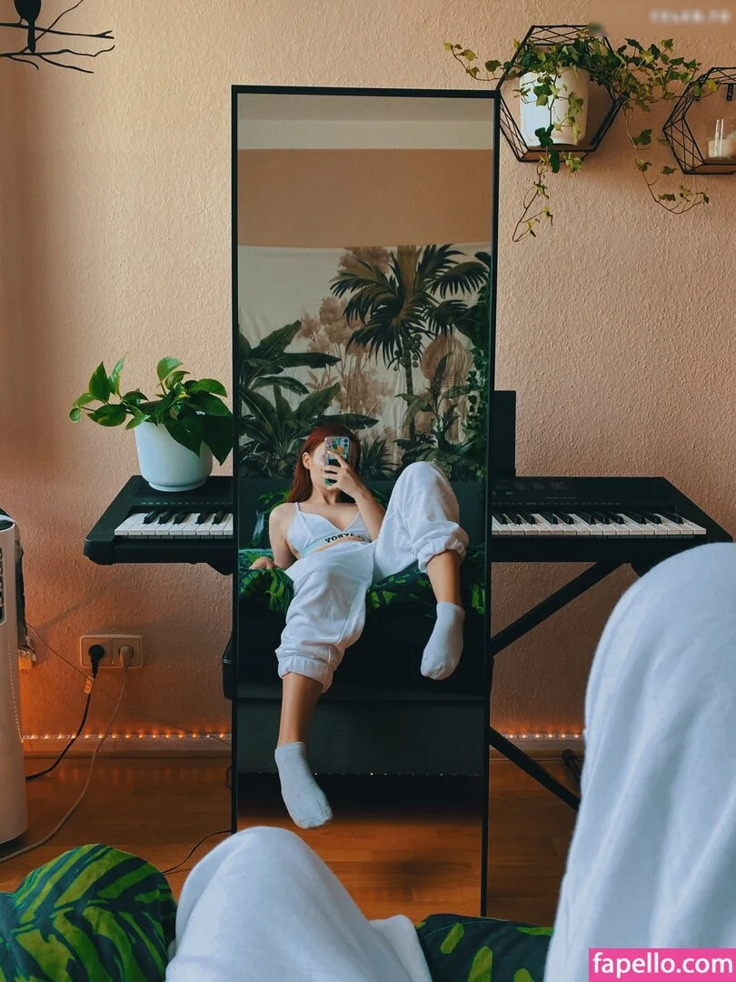 Analag.a Onlyfans Photo Gallery 