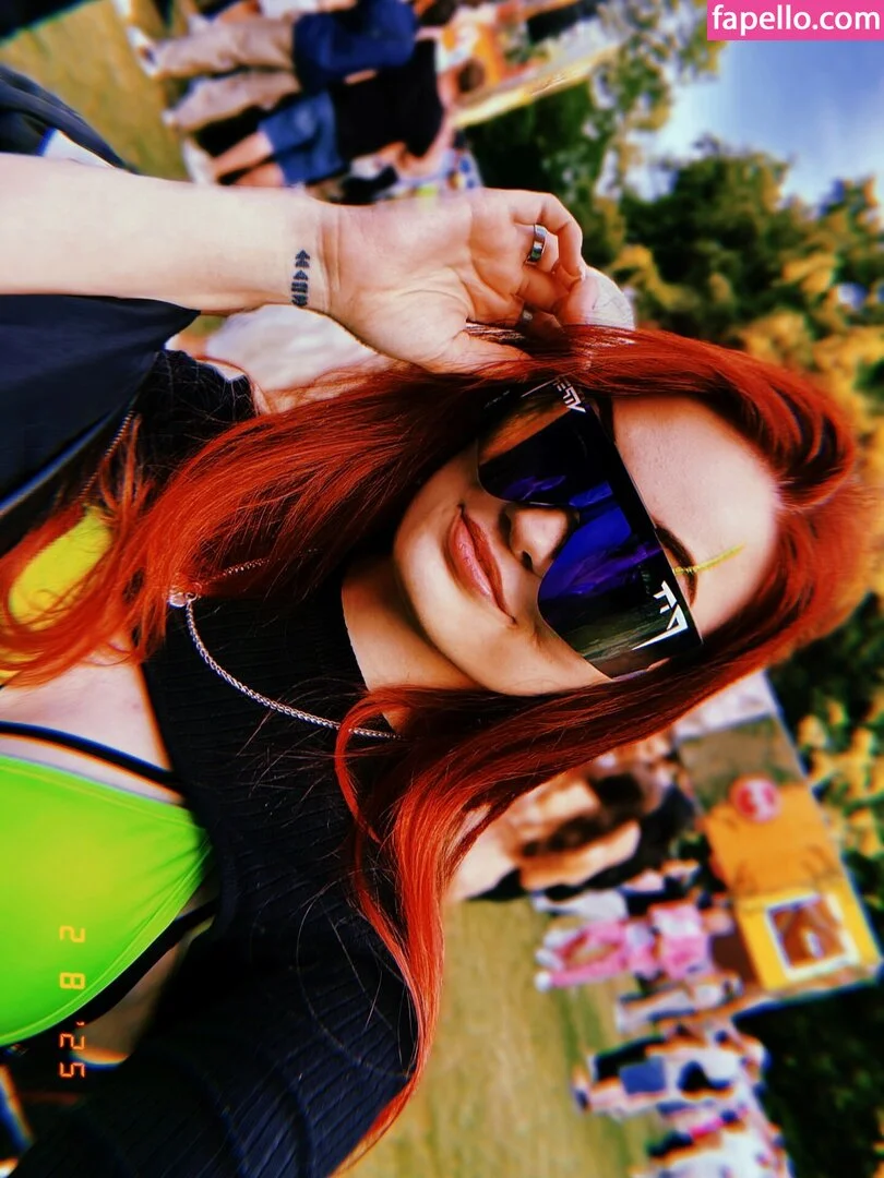 Analag.a Onlyfans Photo Gallery 