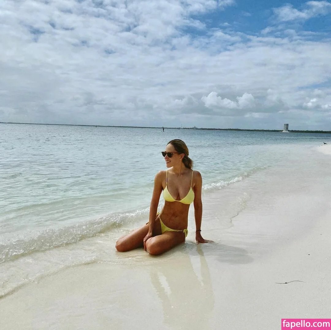 Vanessa Huppenkothen Onlyfans Photo Gallery 