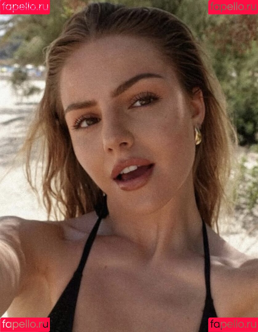 Julia Haller Onlyfans Photo Gallery 