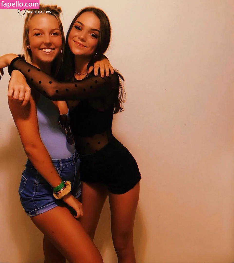 Clare Temerowski Onlyfans Photo Gallery 