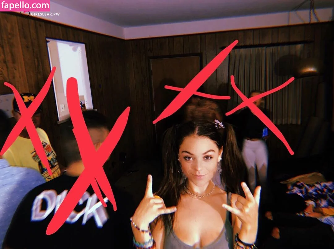 Clare Temerowski Onlyfans Photo Gallery 