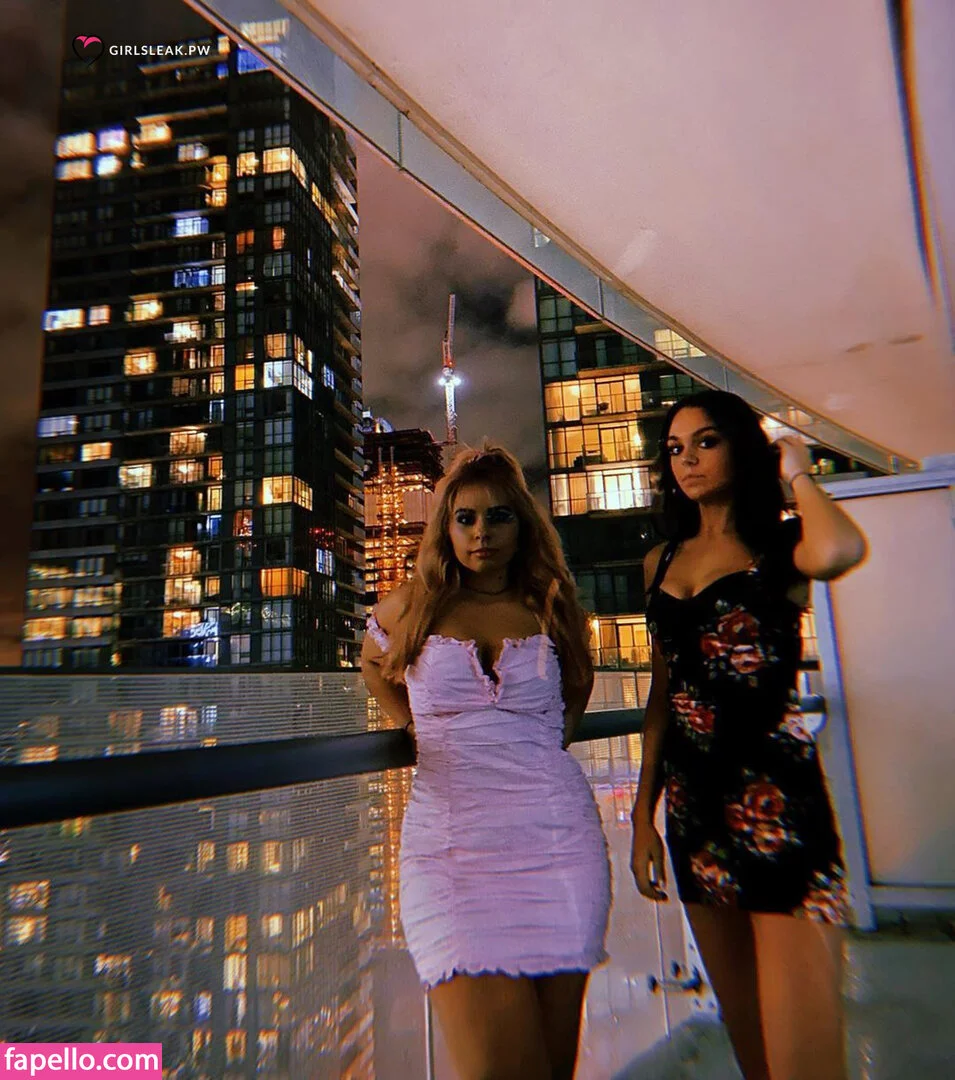 Clare Temerowski Onlyfans Photo Gallery 