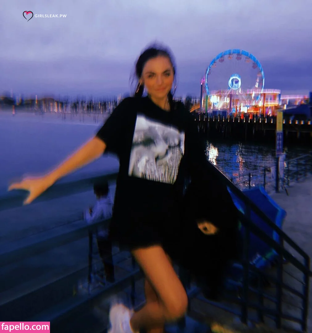 Clare Temerowski Onlyfans Photo Gallery 