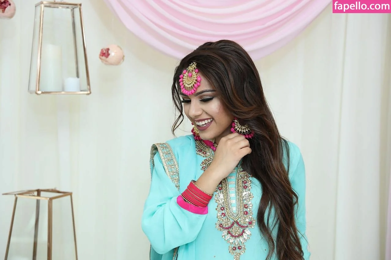 Sukh Bains Onlyfans Photo Gallery 