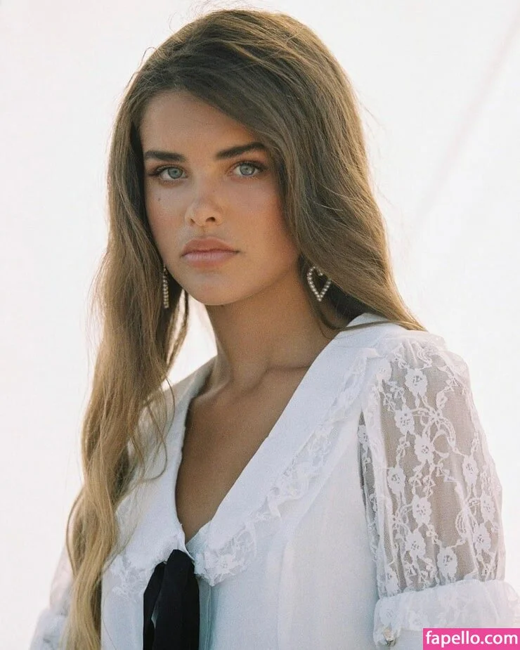 Maisie Kate Young Onlyfans Photo Gallery 