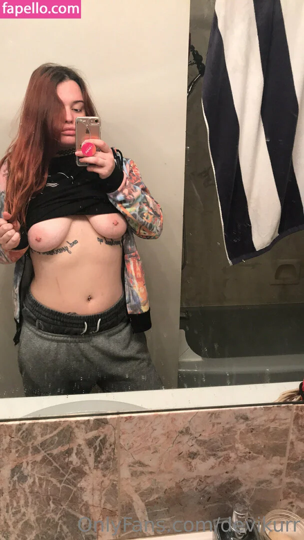 devikurr Onlyfans Photo Gallery 