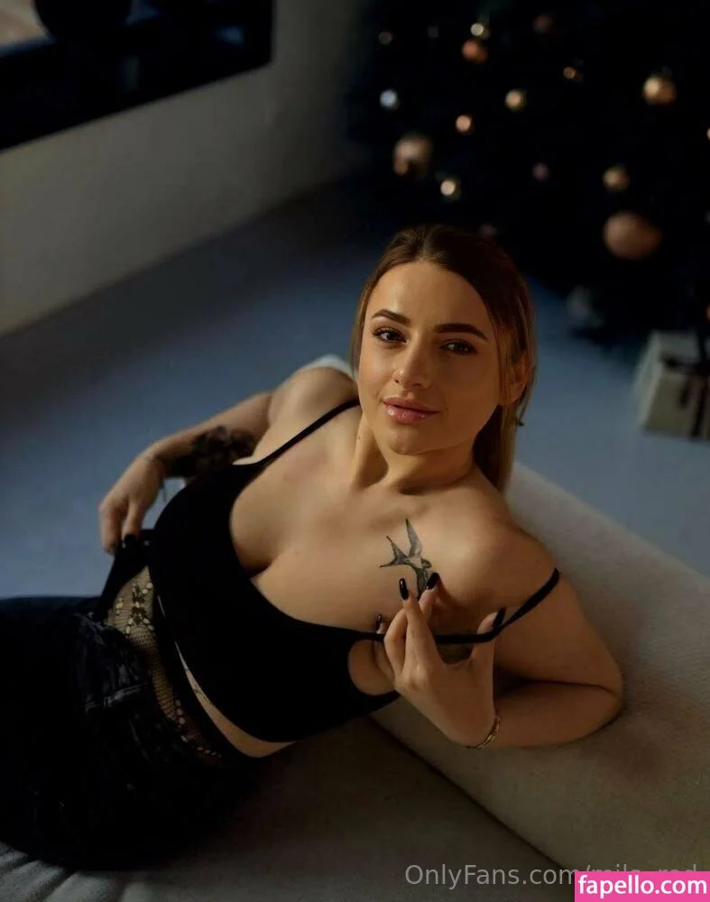 Mila Red Onlyfans Photo Gallery 