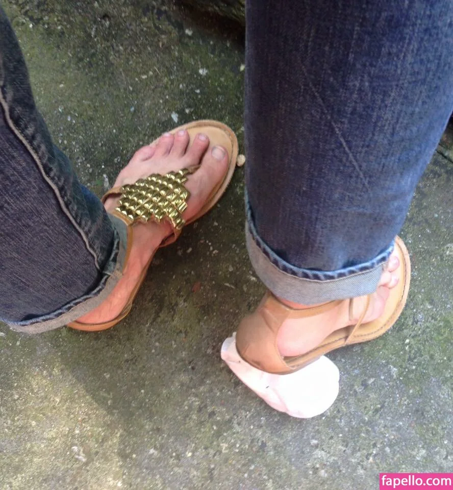 Susannah Onlyfans Photo Gallery 