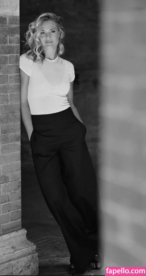 Pia Stutzenstein Onlyfans Photo Gallery 