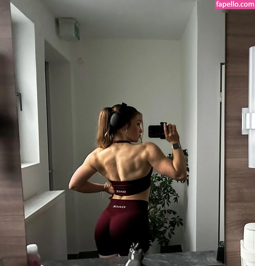 Lisa.lth Onlyfans Photo Gallery 