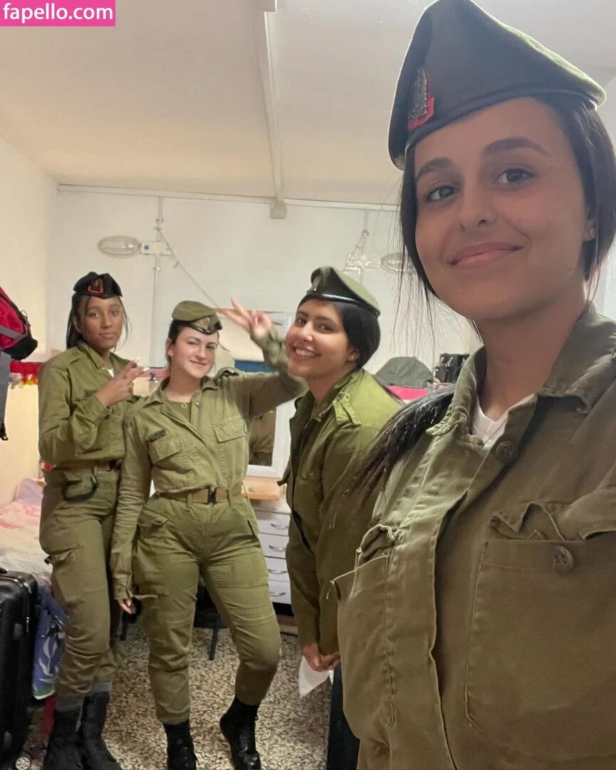 May Cohen Onlyfans Photo Gallery 