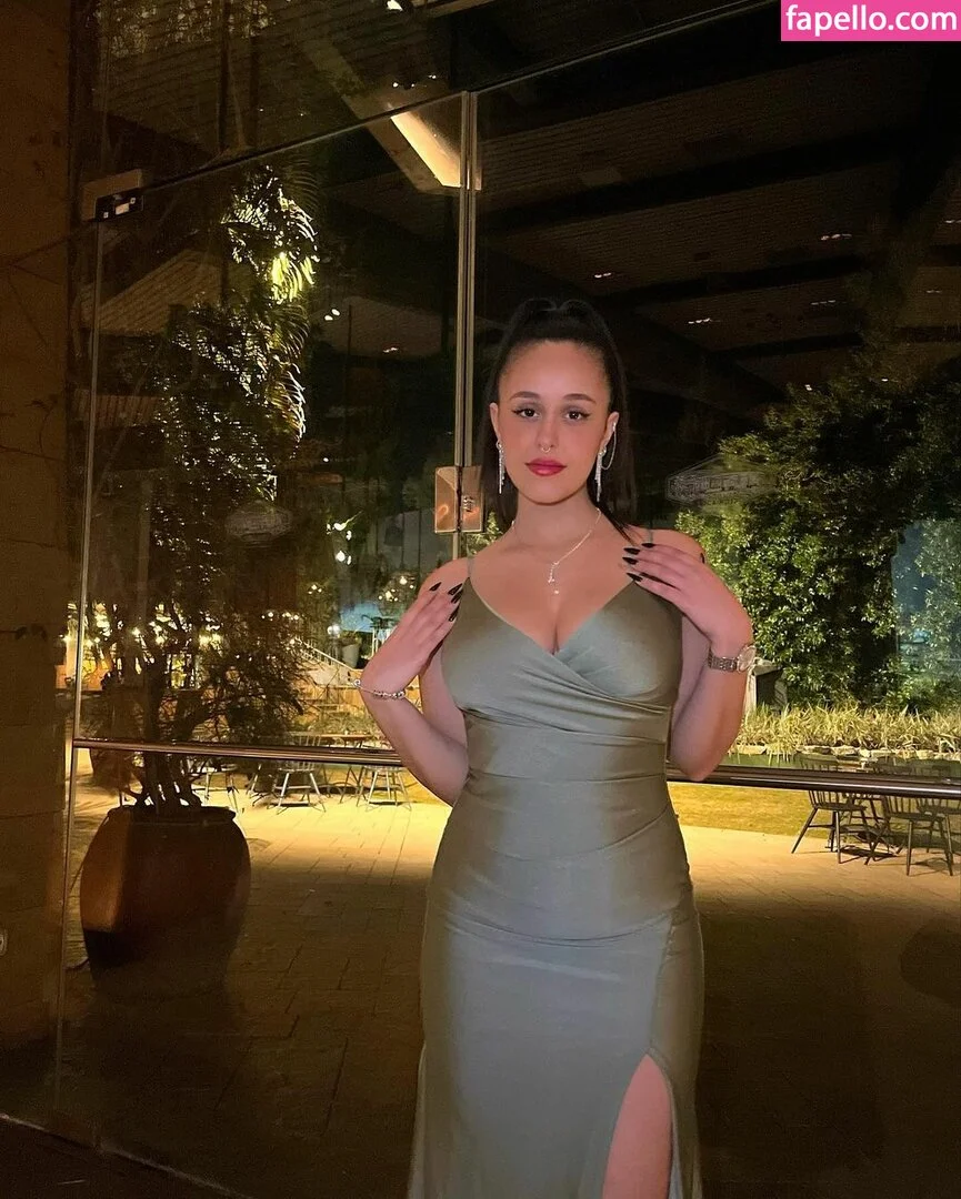 May Cohen Onlyfans Photo Gallery 