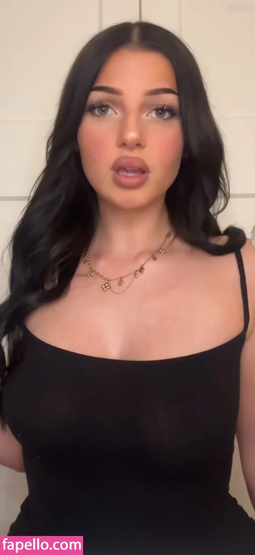 Nikelein Onlyfans Photo Gallery 