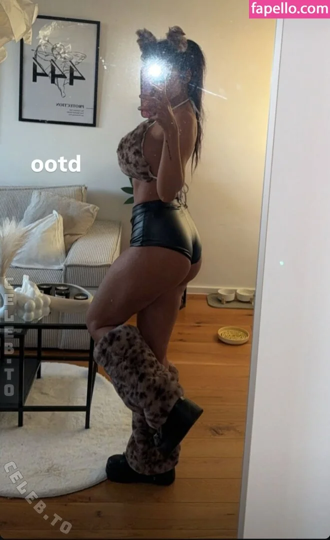 Nikelein Onlyfans Photo Gallery 