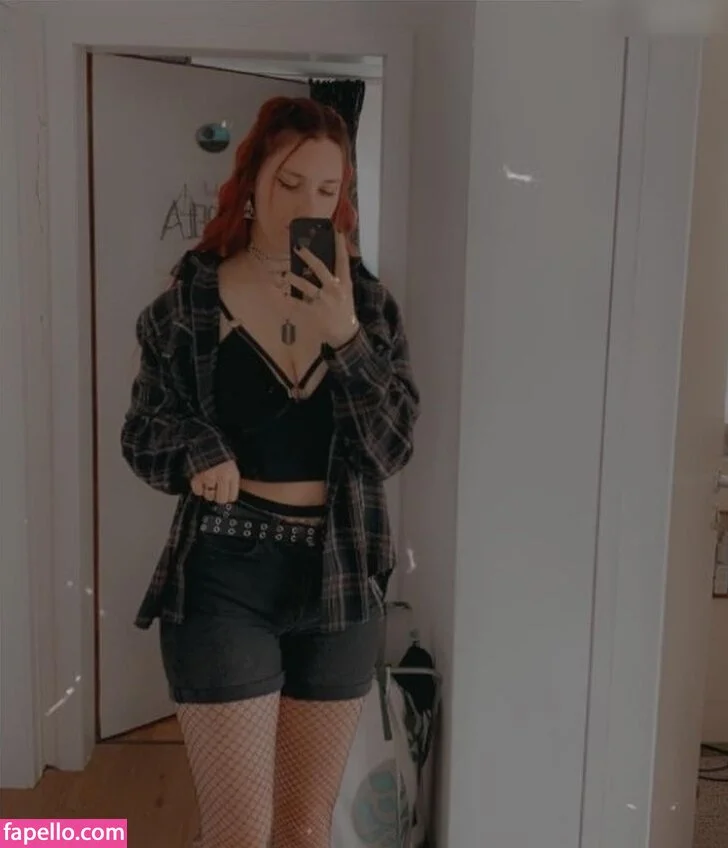 Bellaisa2111 Onlyfans Photo Gallery 