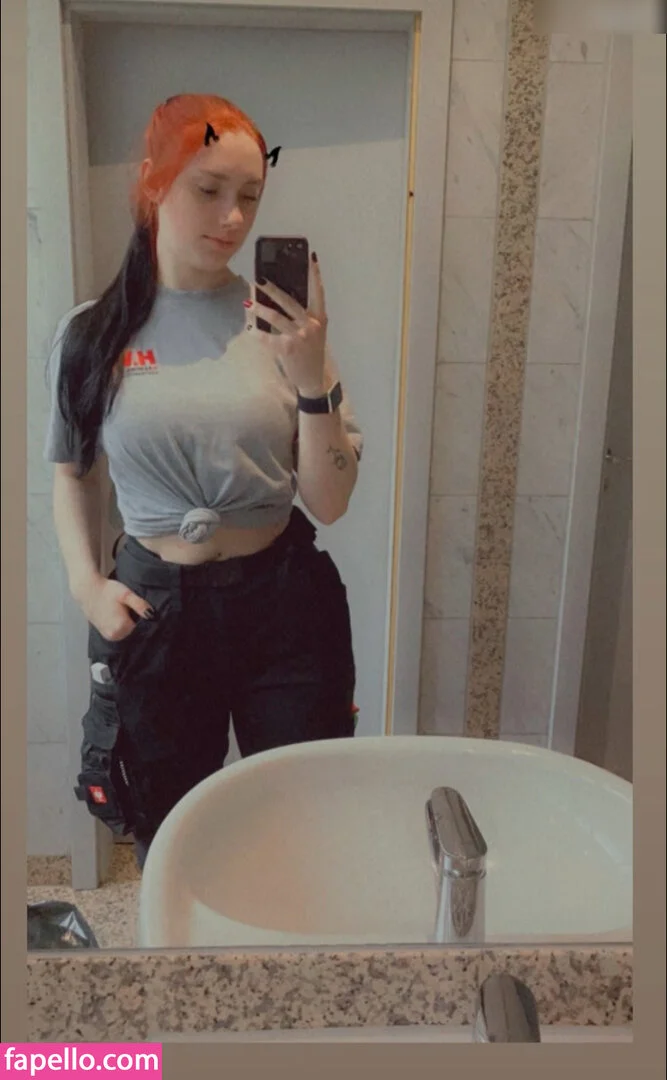 Bellaisa2111 Onlyfans Photo Gallery 