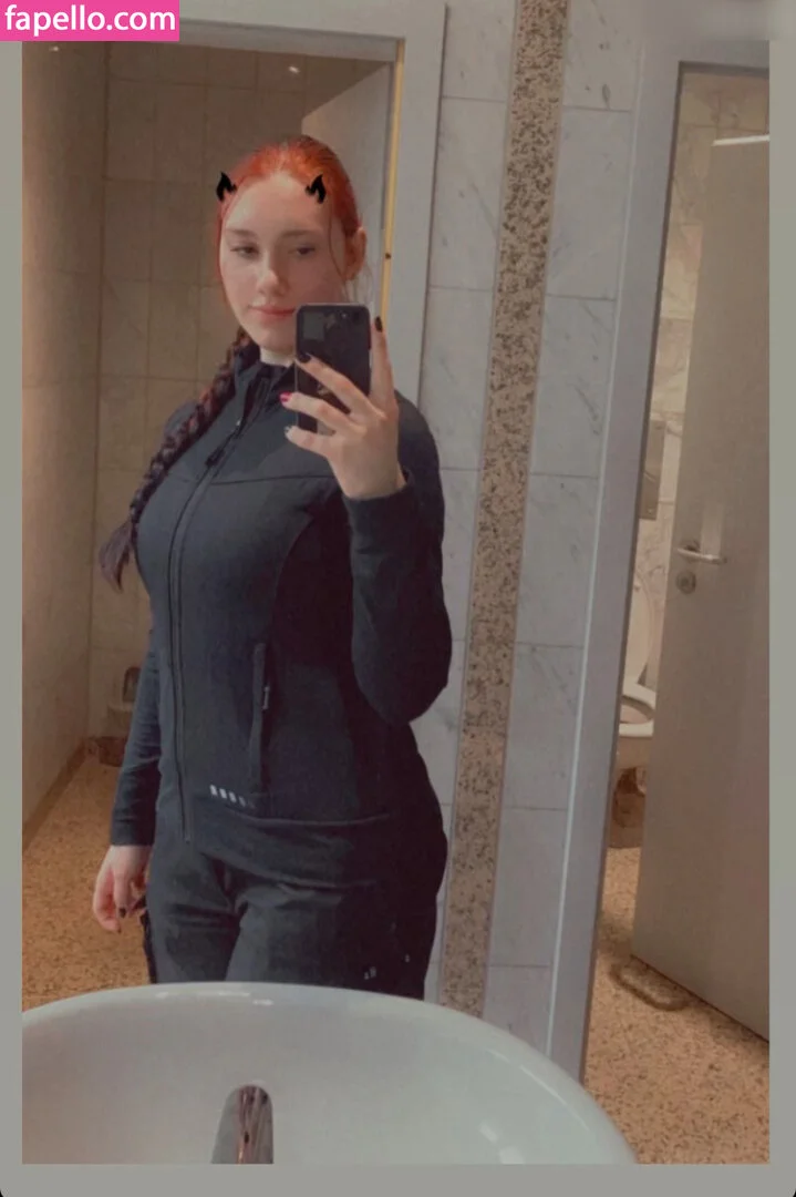 Bellaisa2111 Onlyfans Photo Gallery 