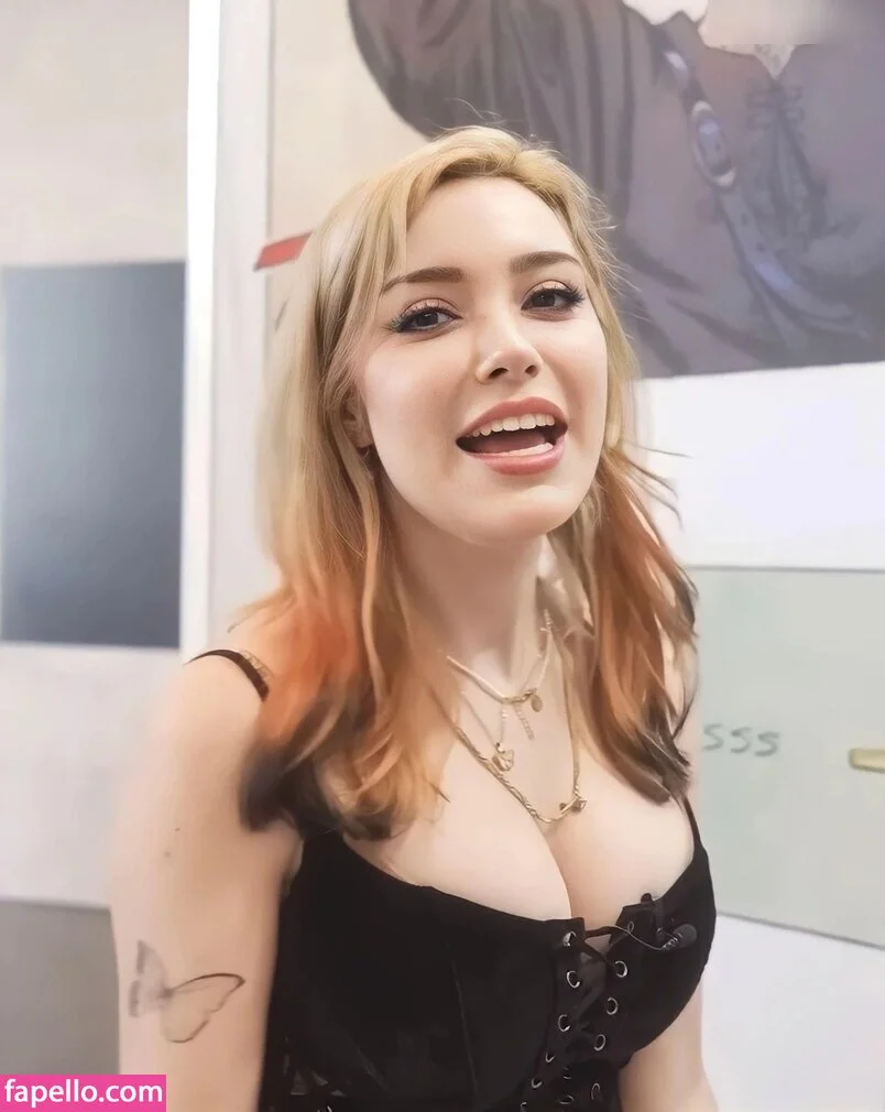 Facialize Me Onlyfans Photo Gallery 