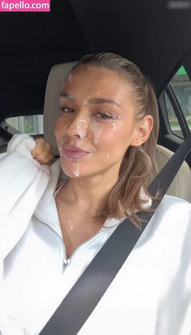 Facialize Me Onlyfans Photo Gallery 